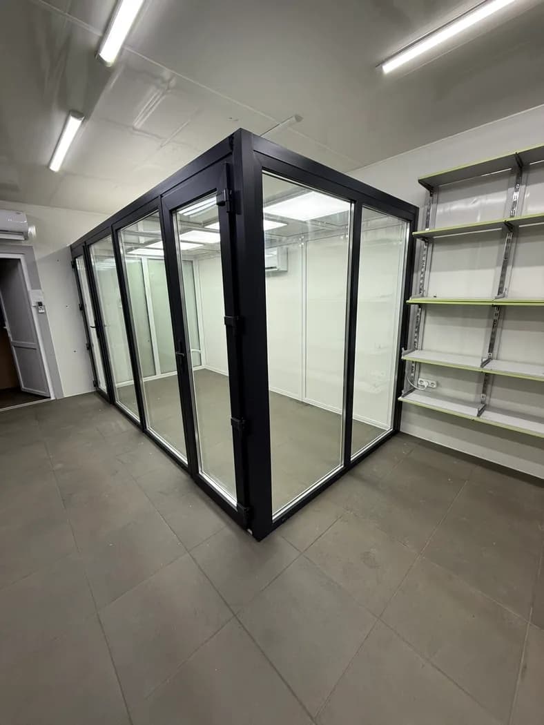 Холодильна камера для квітів — Квіти Переяслав, Переяслав — фото 1